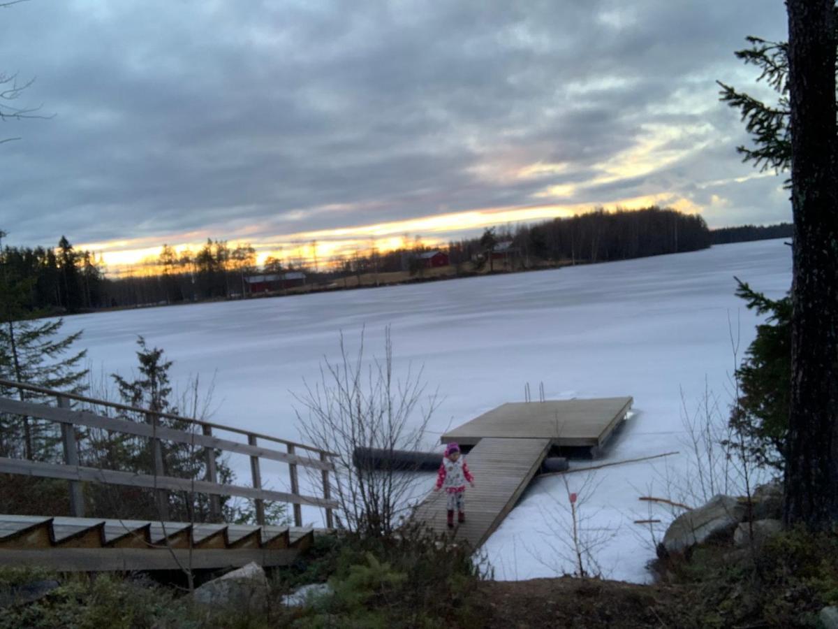 Vita Ruokolahti 1-2 Luaran gambar